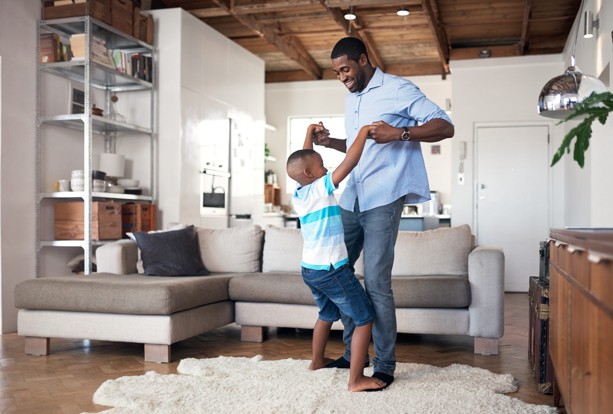 How to Navigate Parenting and Your Career as a Therapist